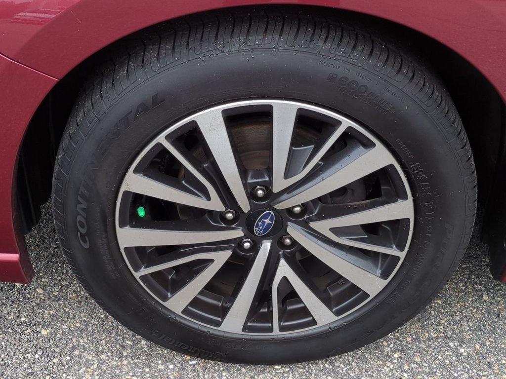 Used 2018 Red Subaru 2.5i image 10