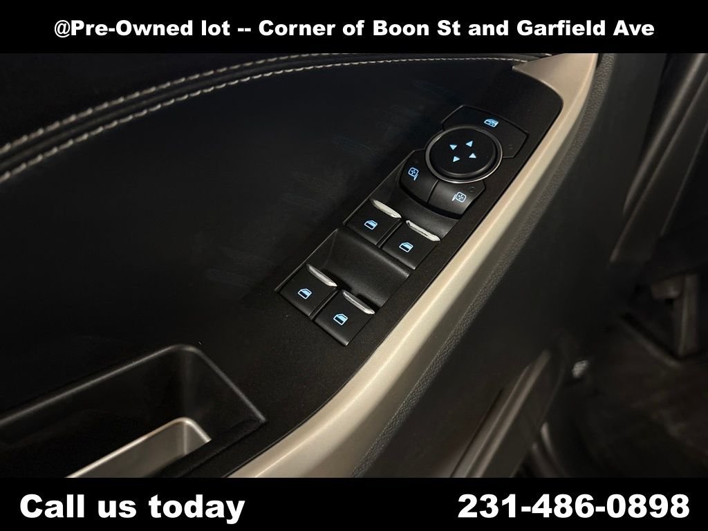 2022 Ford Explorer XLT - Photo 14