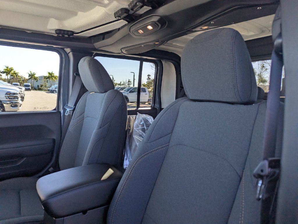 New 2026 Anvil Clear-Coat Exterior Paint Jeep Sport S image 12