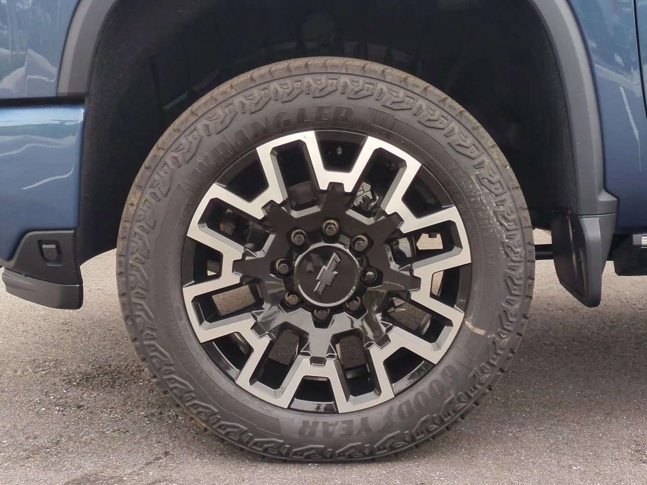 2026 Chevrolet Silverado 2500 HD High Country - Photo 33