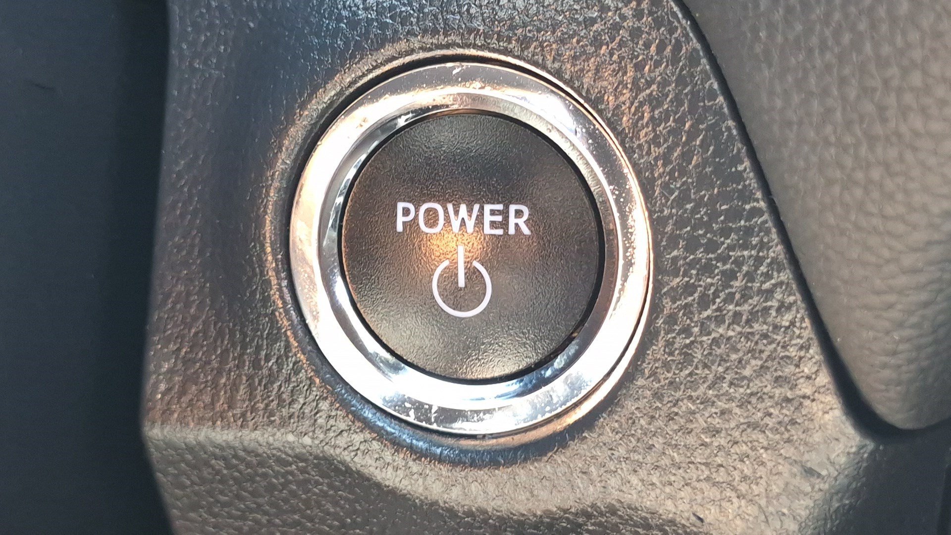 Certified Used 2024 Silver Sky Metallic Toyota Hybrid XLE image 20