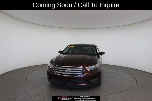 Used 2018 Red Ford SEL image 11