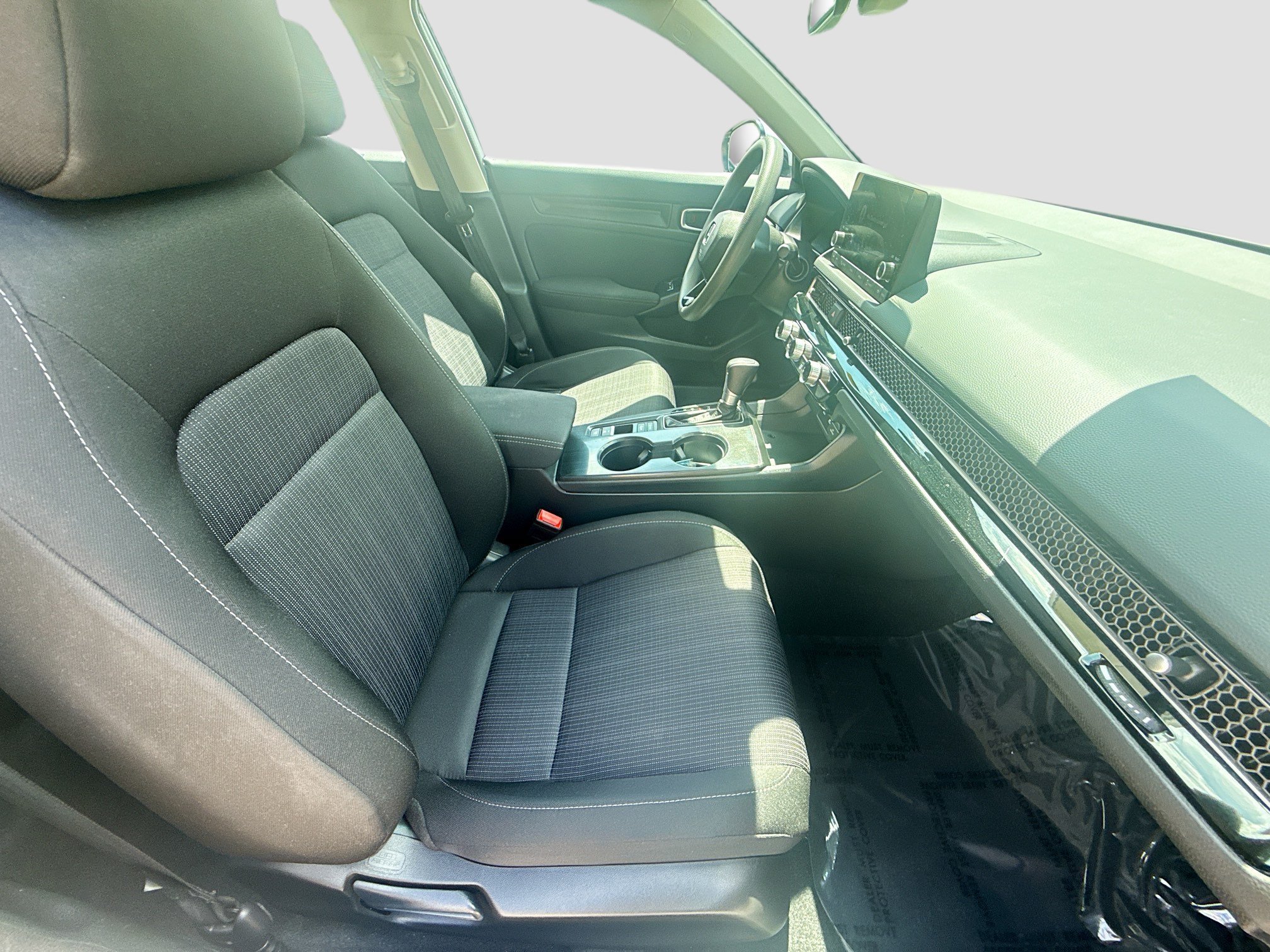 2025 Honda Civic LX - Photo 30