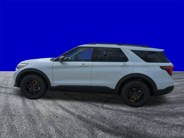 New 2026 Space White Metallic Ford Tremor® image 7
