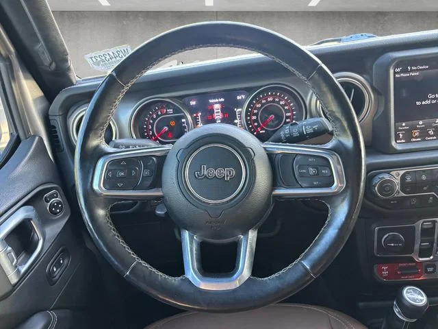 Used 2020 Silver Jeep Unlimited Rubicon image 22