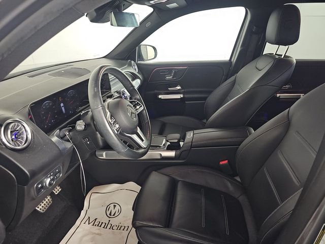Used 2023  Mercedes-Benz GLB 250 image 10