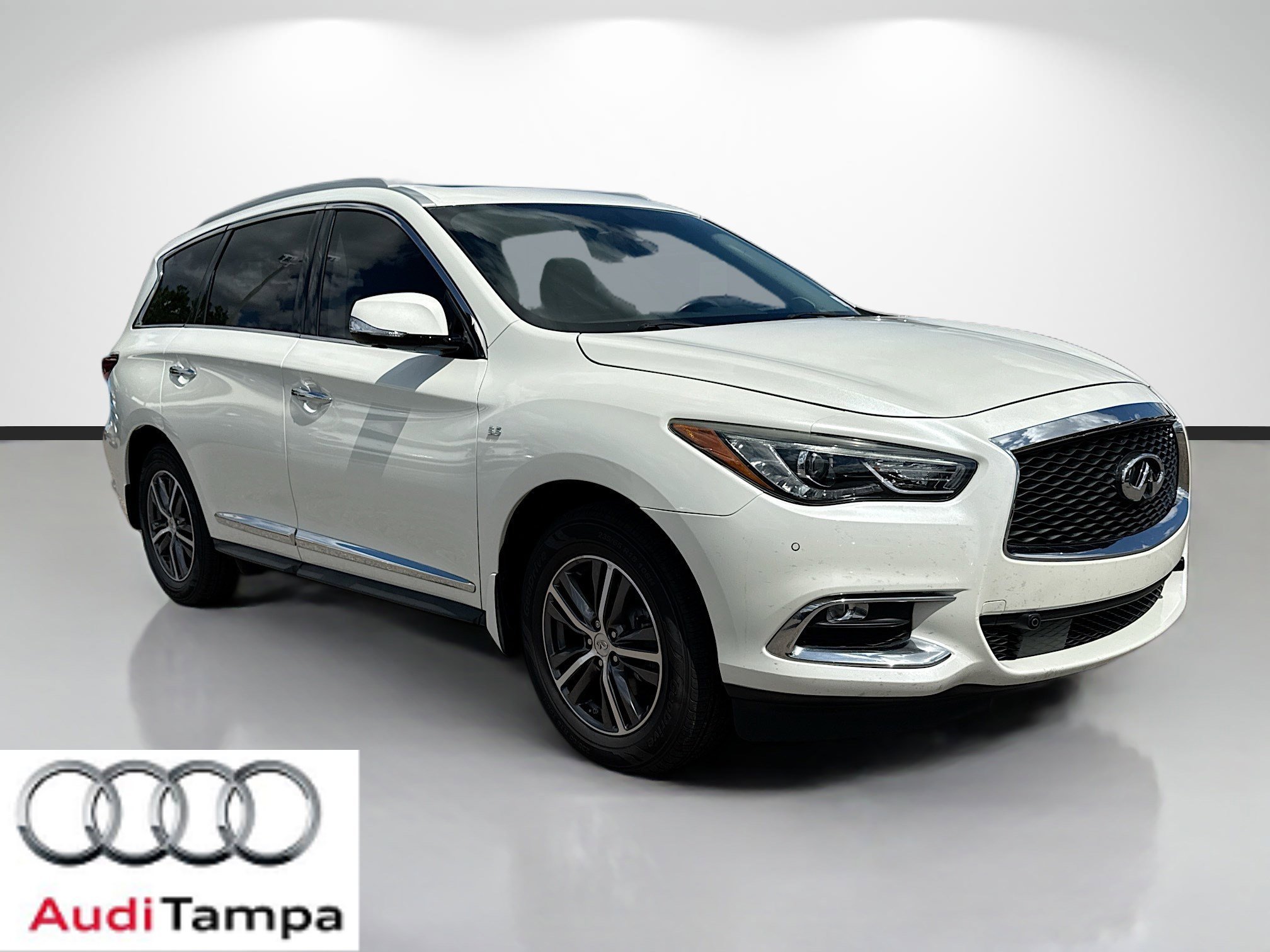 2020 INFINITI QX60 LUXE