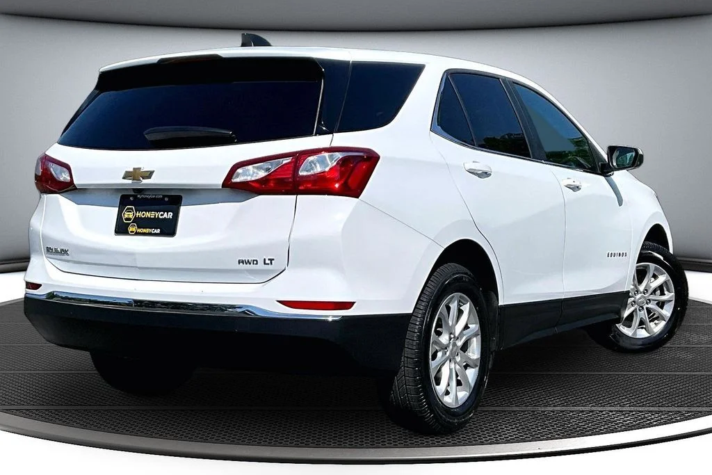 Used 2021 White Chevrolet LT image 6