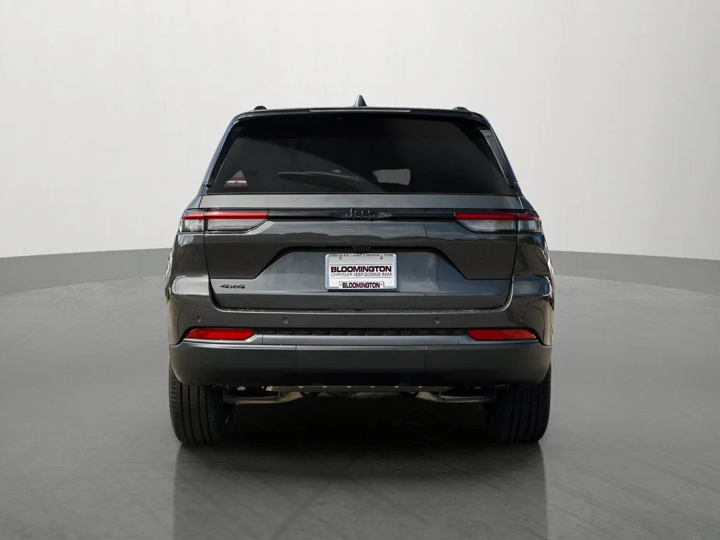 New 2026 Silver Zynith Jeep Limited image 4