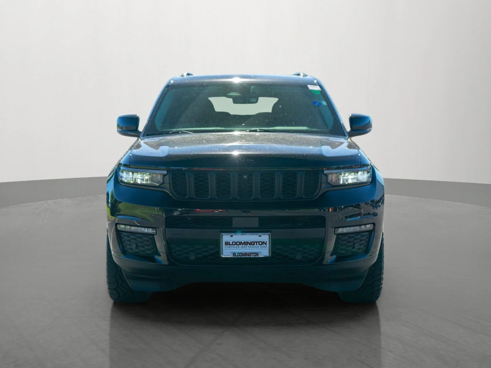 Used 2023 Jeep Grand Cherokee L Limited with VIN 1C4RJKBG4P8729866 for sale in Minneapolis, Minnesota