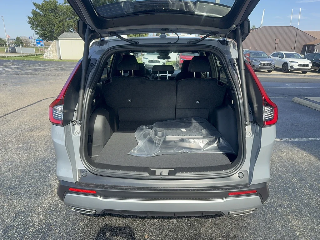 New 2027 Urban Gray Pearl Honda TrailSport image 17