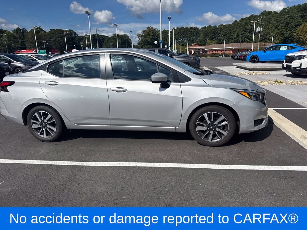 Used 2025 Silver Nissan 1.6 SV image 5