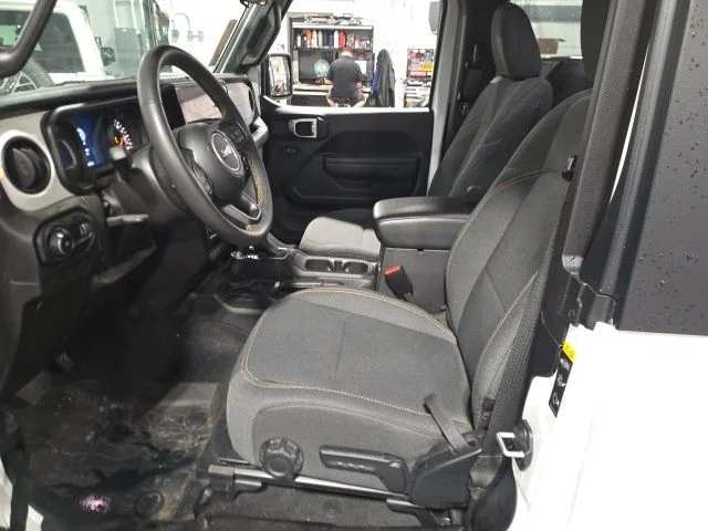 Used 2024 White Jeep Sport S image 14