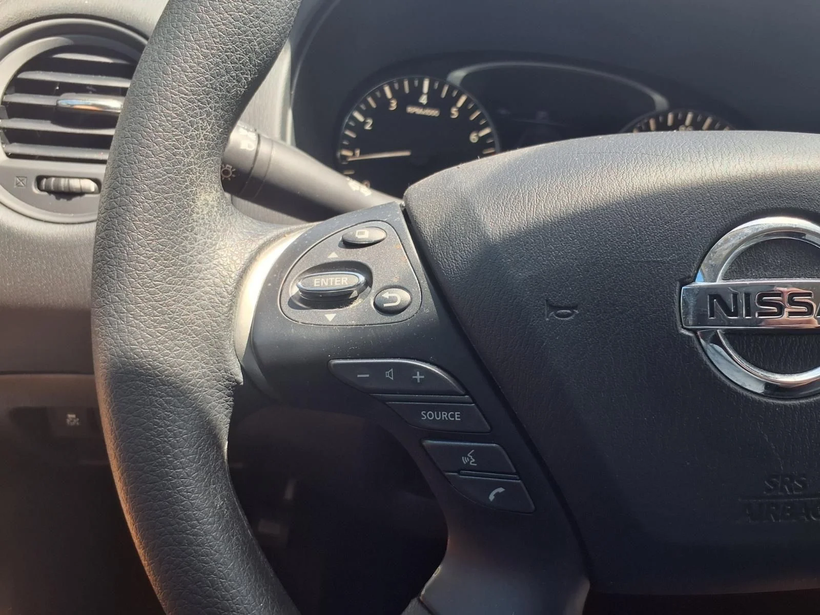 Used 2020 Black Nissan S image 17