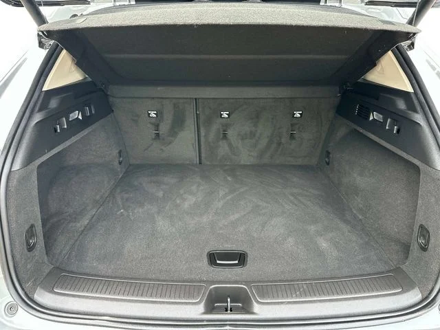 Used 2023 Gray Buick Preferred image 9