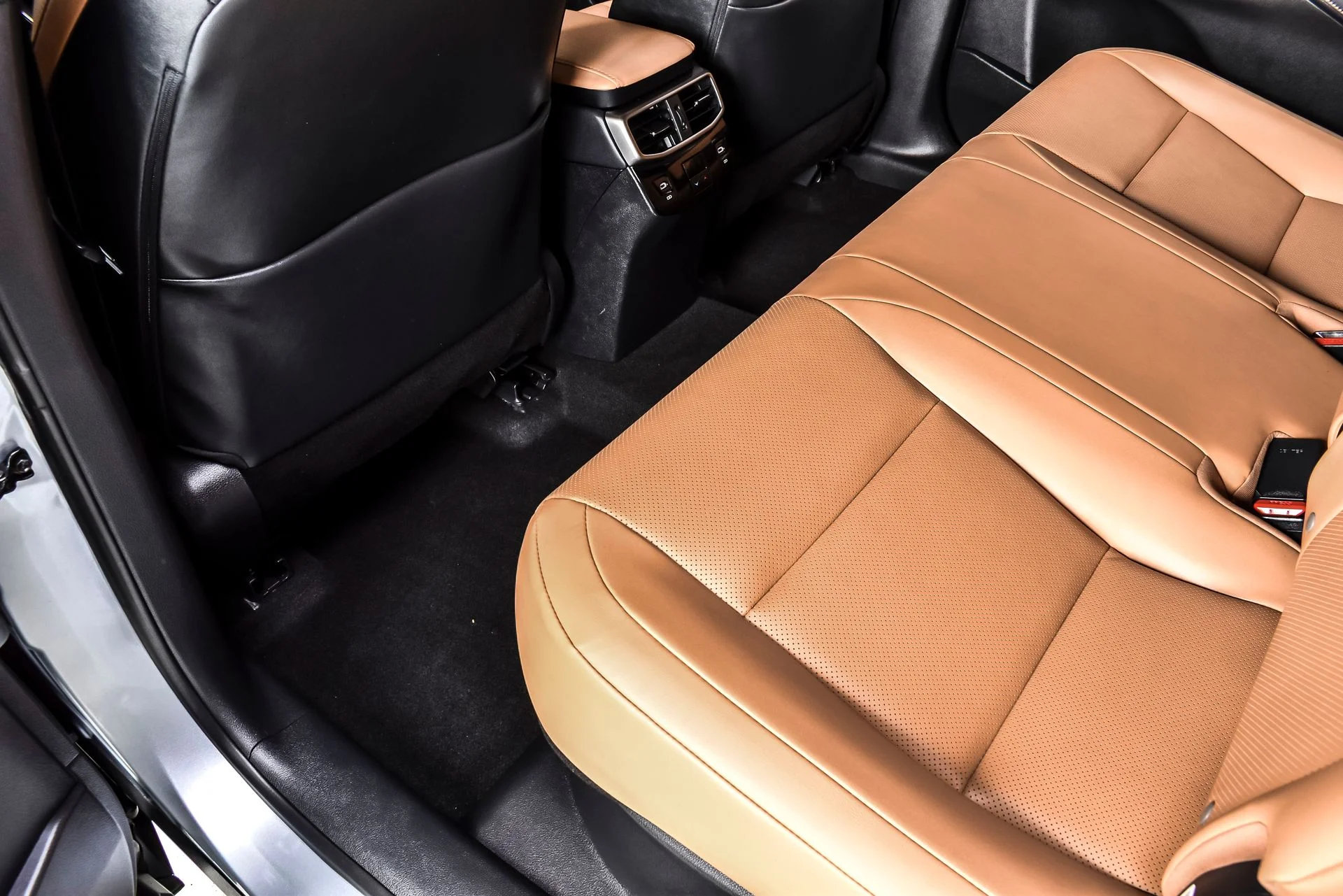 Used 2024 Iridium Lexus 350 Premium image 20
