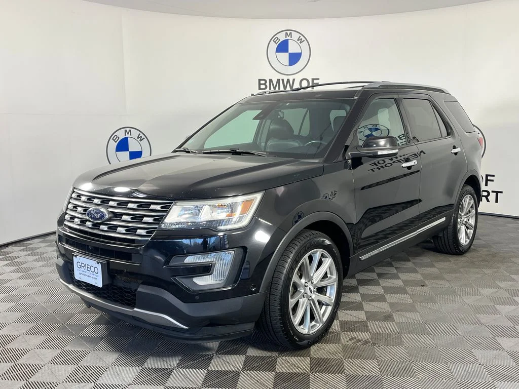 2017 Ford Explorer Limited 4WD's photo