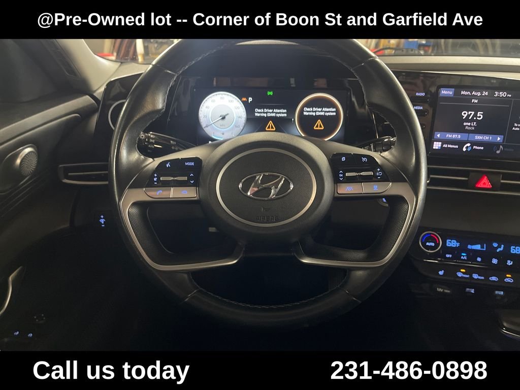 Used 2022 Gray Hyundai SEL image 20