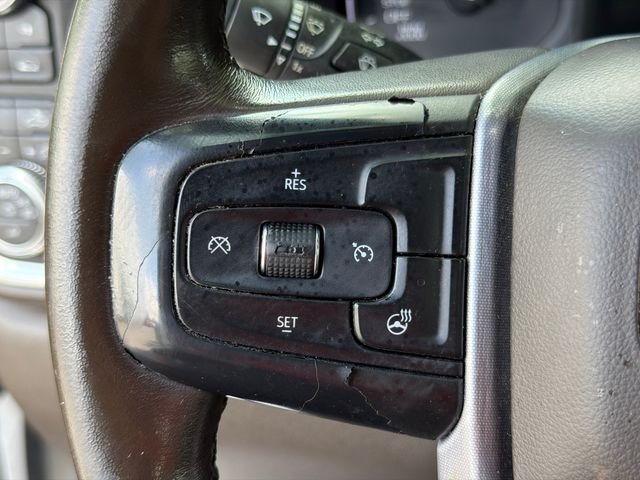 Used 2020 White GMC SLT image 24