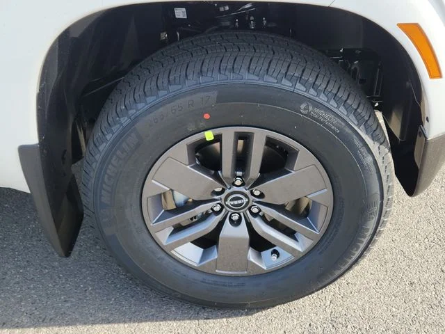 New 2026 Glacier White Nissan Crew Cab SV image 13
