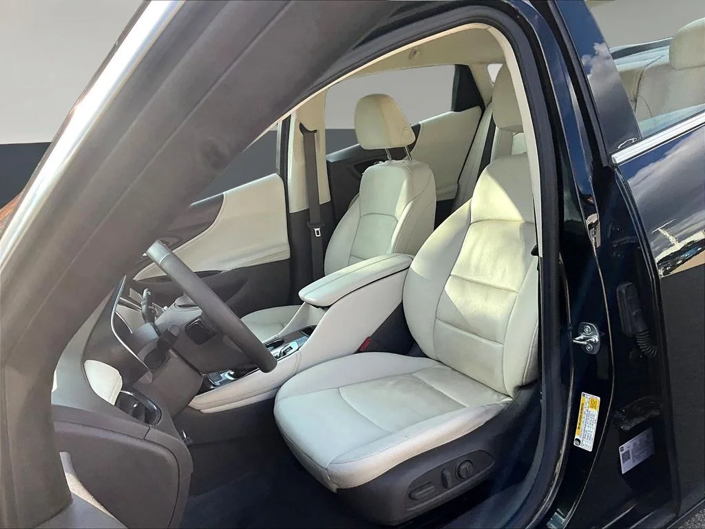 Used 2024 Black Chevrolet LT image 23