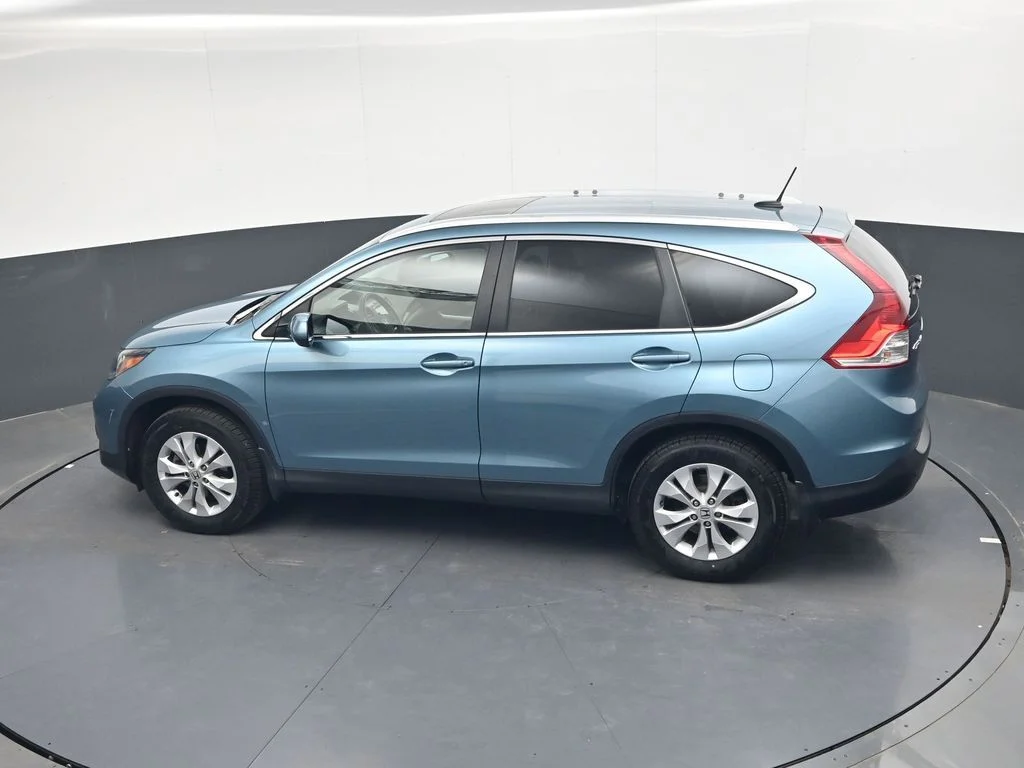 Used 2014 Twilight Blue Metallic Honda EX-L image 19