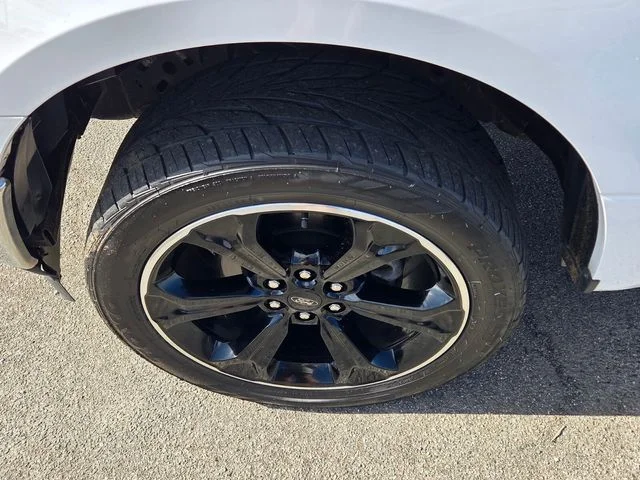 Used 2020  Ford XLT image 10
