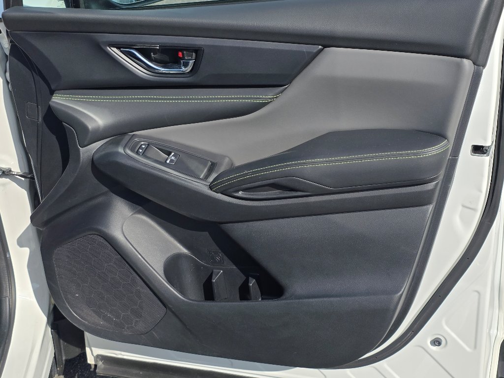 Used 2023 Crystal White Pearl Subaru Onyx Edition image 20