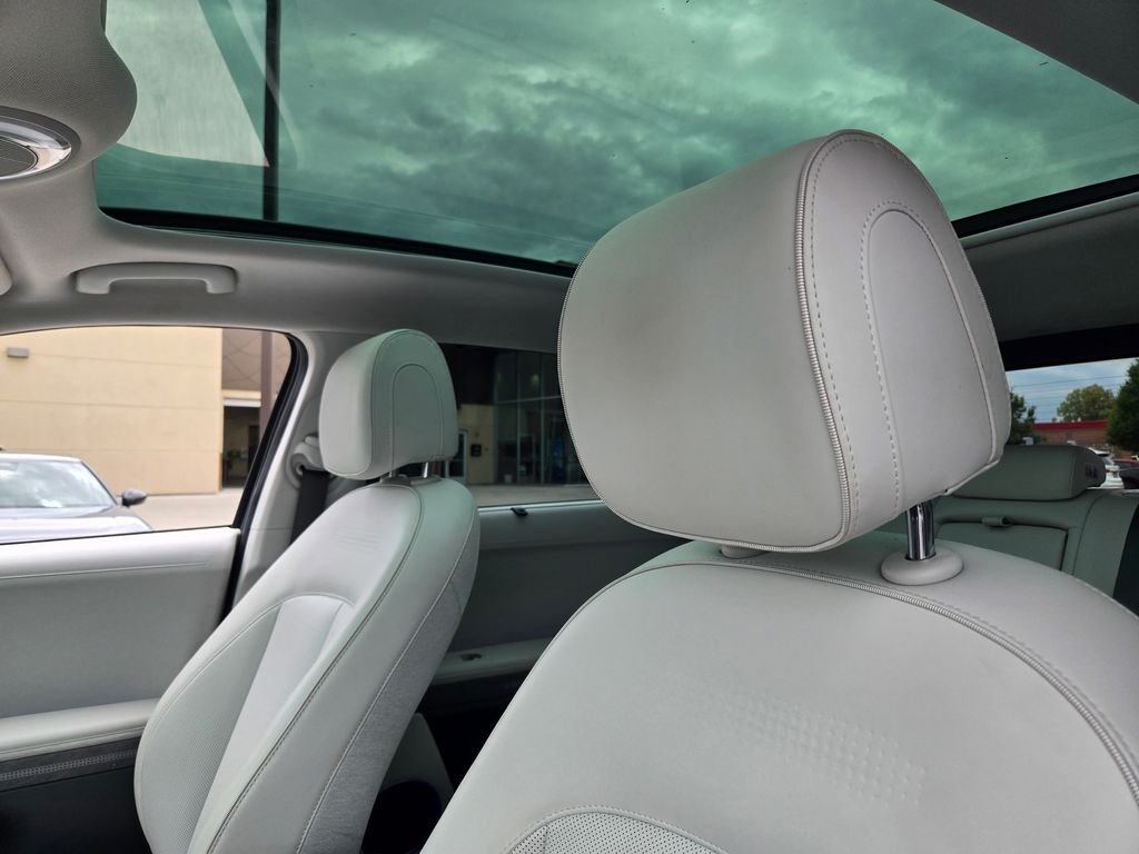 2023 Hyundai IONIQ 5 Limited - Photo 34