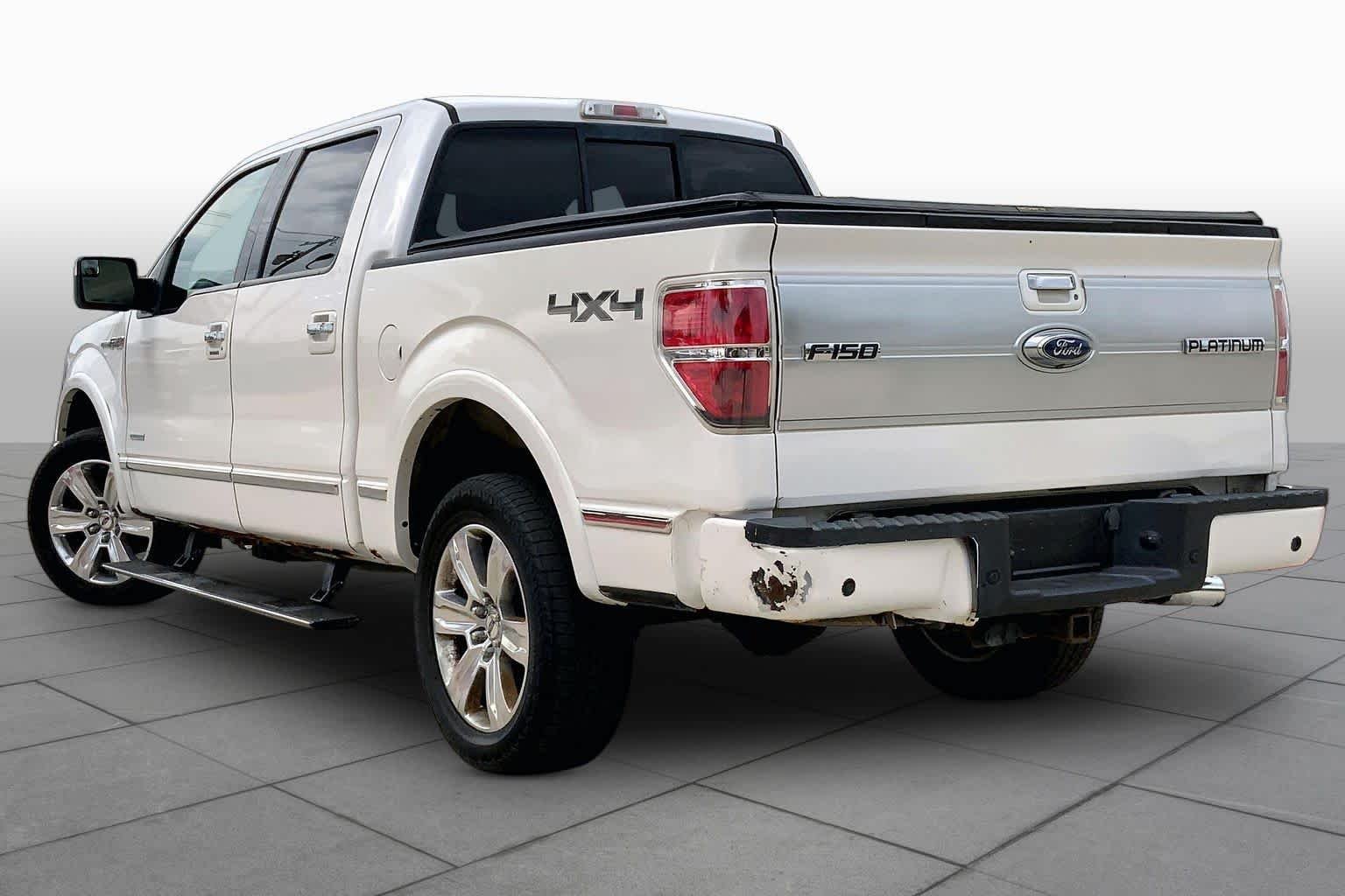 Used 2013 White Platinum Metallic Tri-Coat Ford Platinum image 11