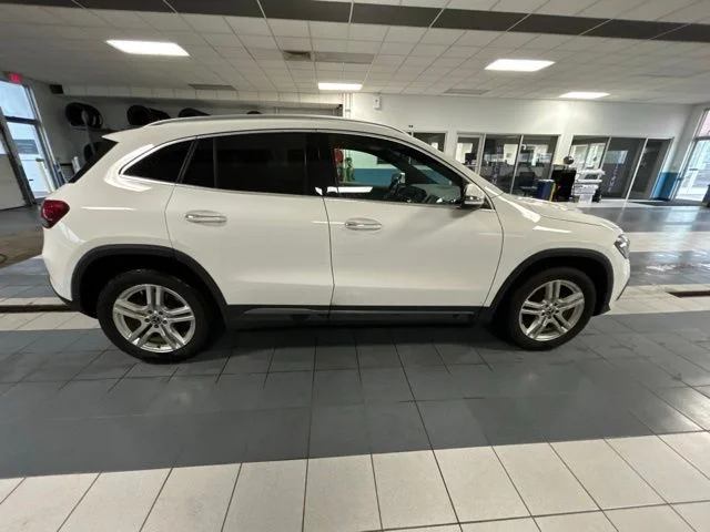 Used 2021 Polar White Mercedes-Benz GLA 250 image 8