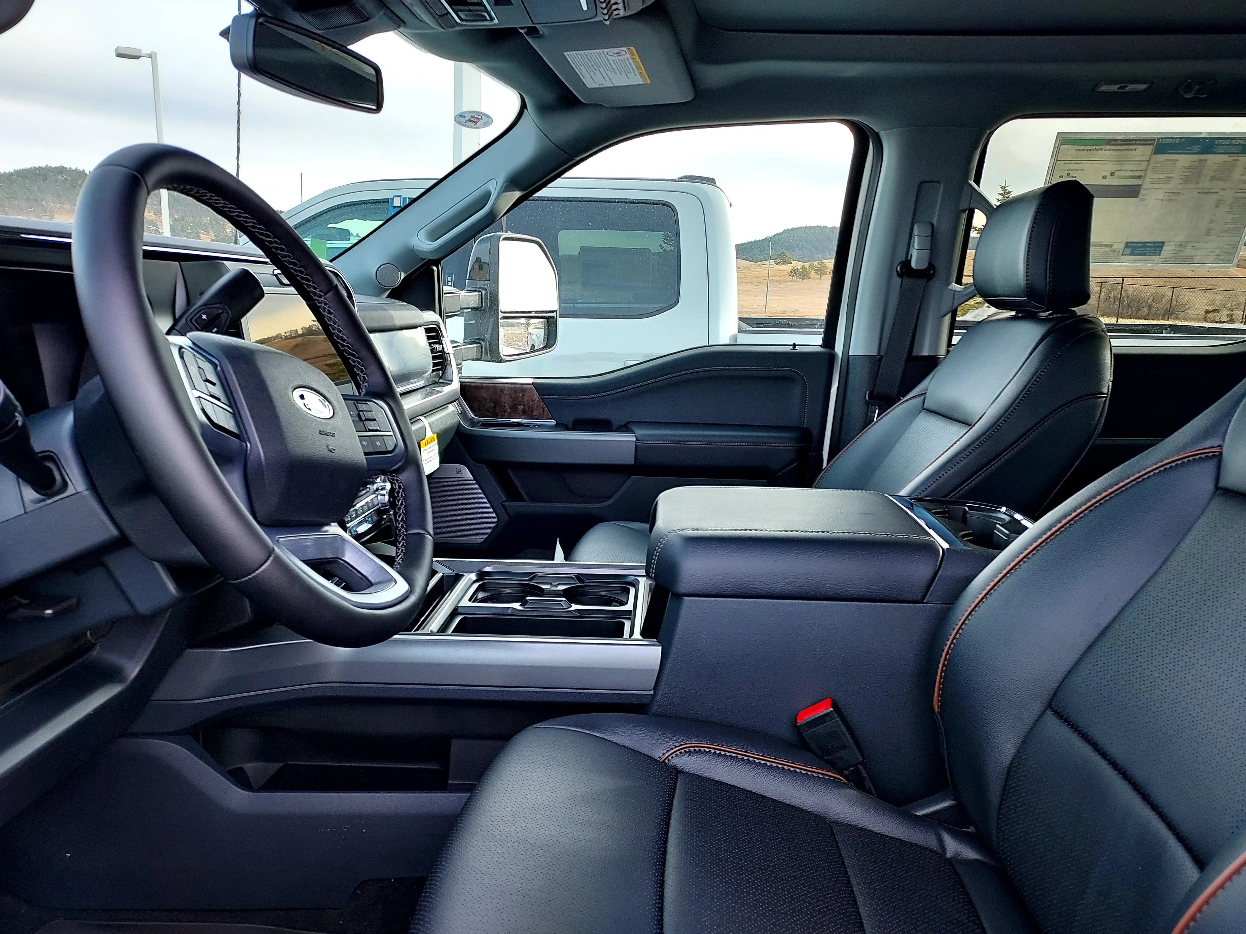 New 2026 Star White Metallic Tri-Coat Ford LARIAT image 13