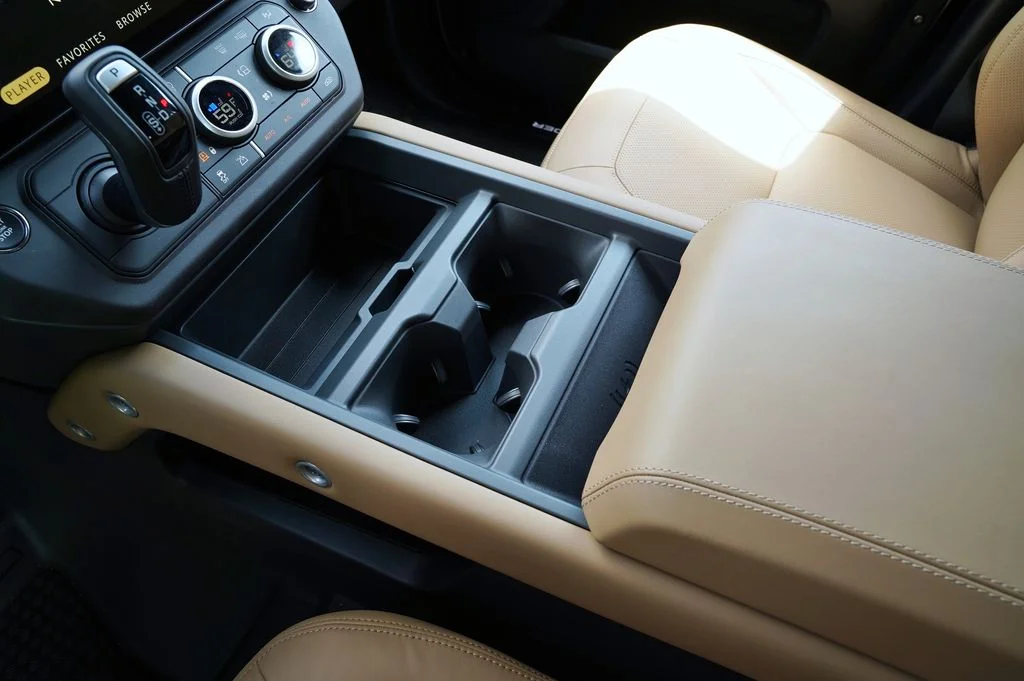 New 2026 Santorini Black Land Rover X-Dynamic SE image 31