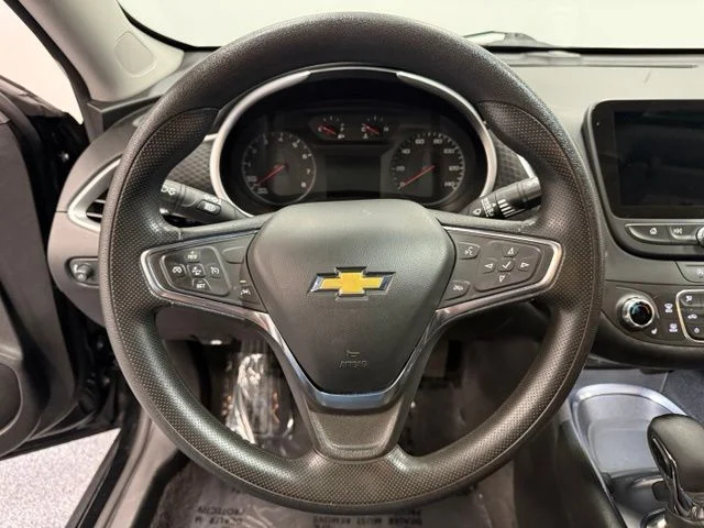 Used 2025 Black Chevrolet LT image 19