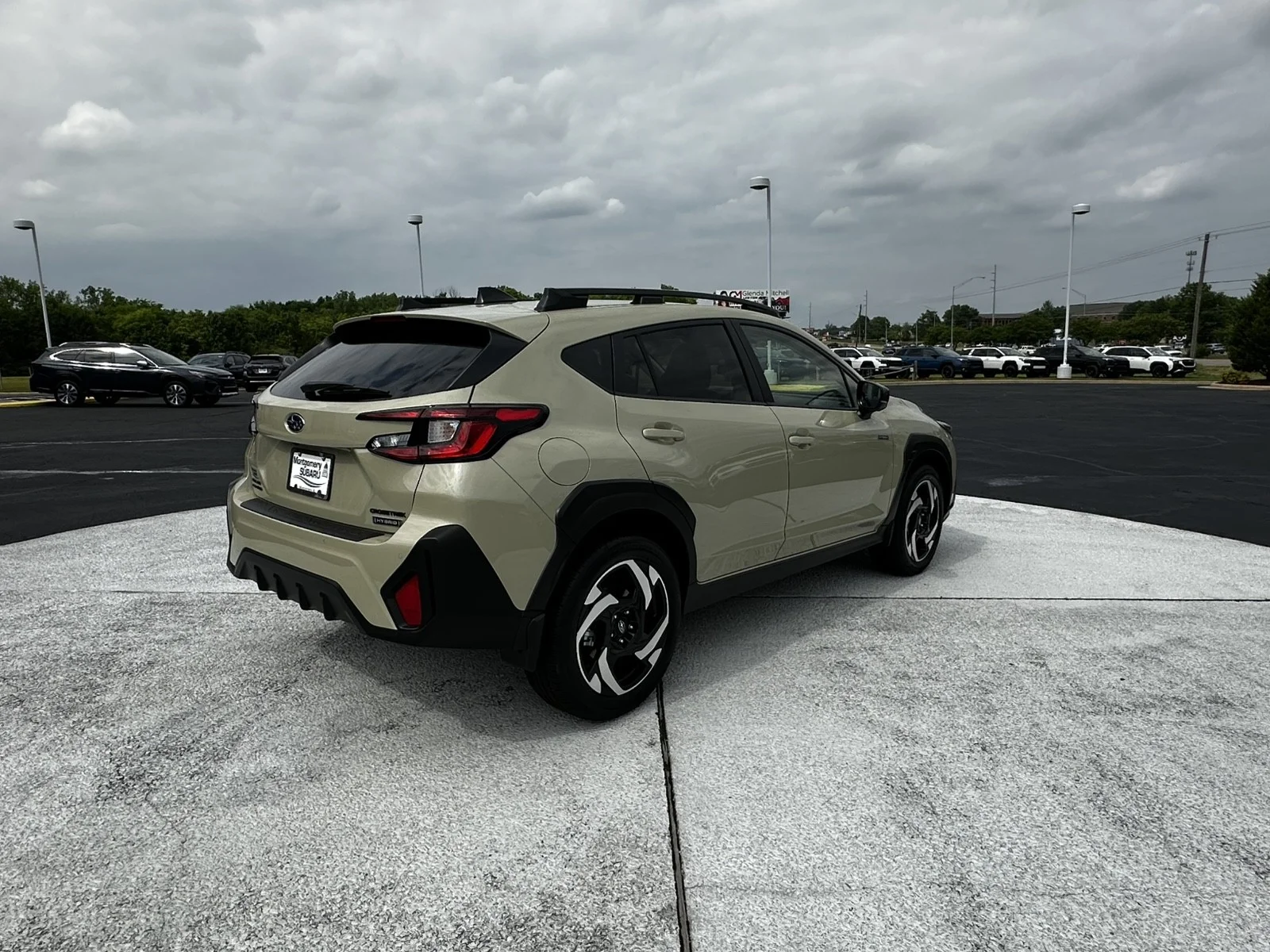 New 2026 SAND DUNE PEARL Subaru Limited Hybrid image 7