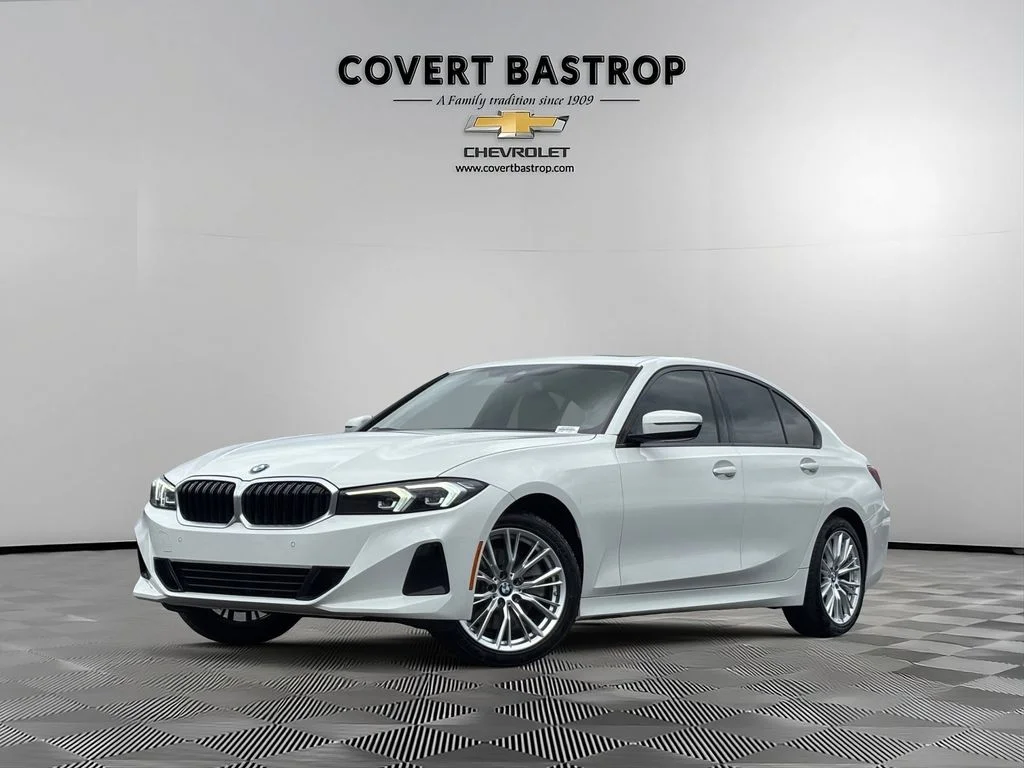 Used 2023 White BMW 330i image 1
