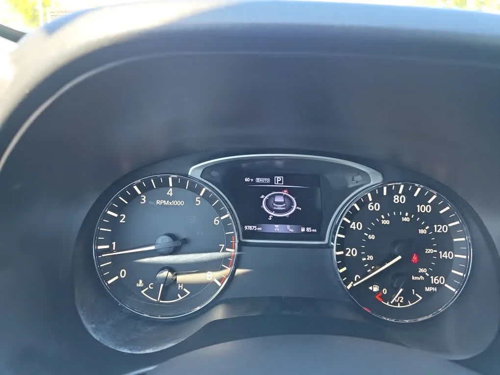 Used 2019 Magnetic Black Pearl Nissan SL image 13