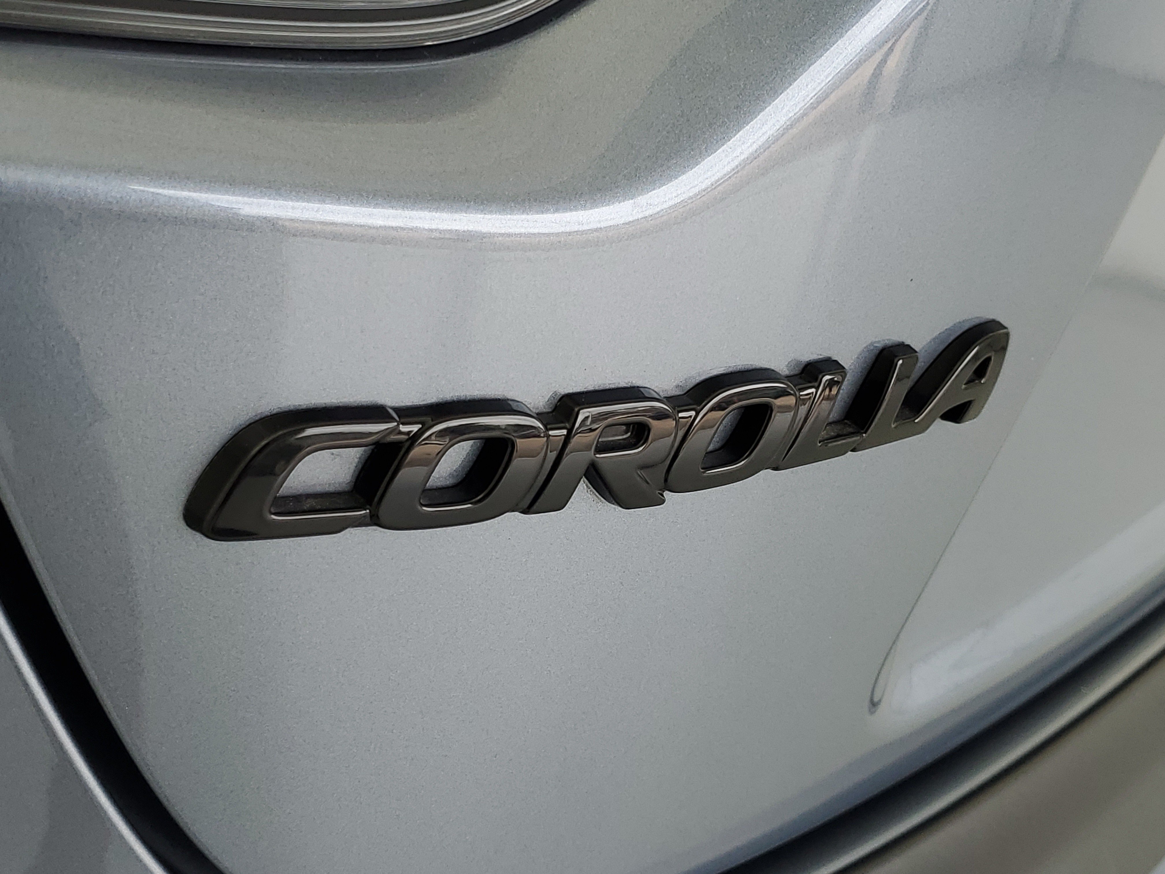 Used 2025 Celestite Toyota XSE image 8
