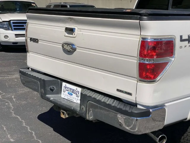Used 2013 White Ford Lariat image 36