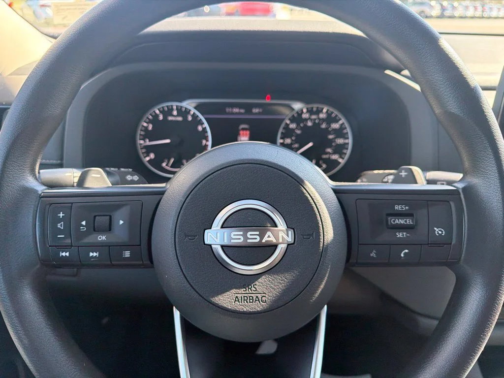Used 2023 Super Black Nissan S image 18