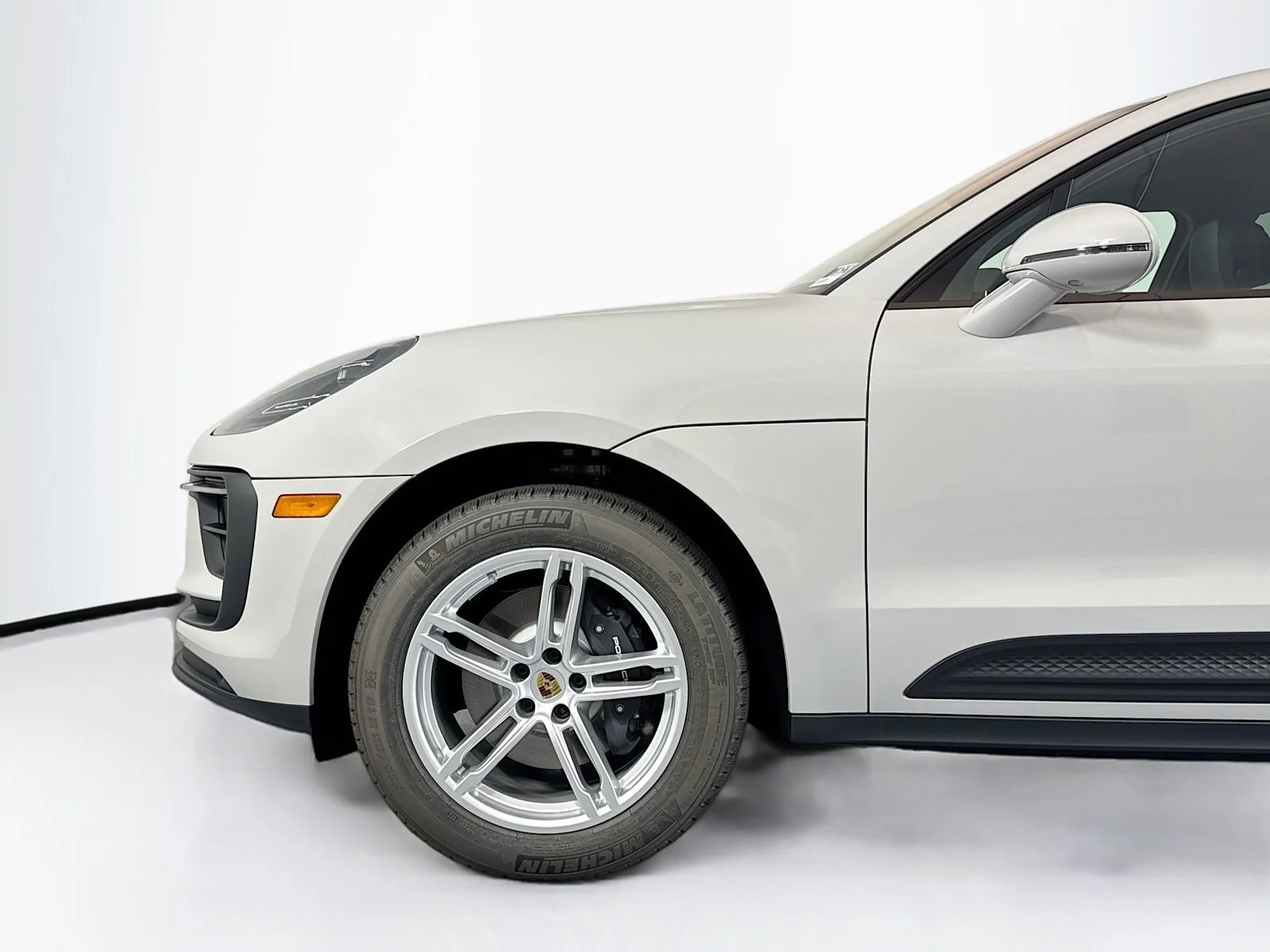 Certified Used 2025 Chalk Porsche  image 29