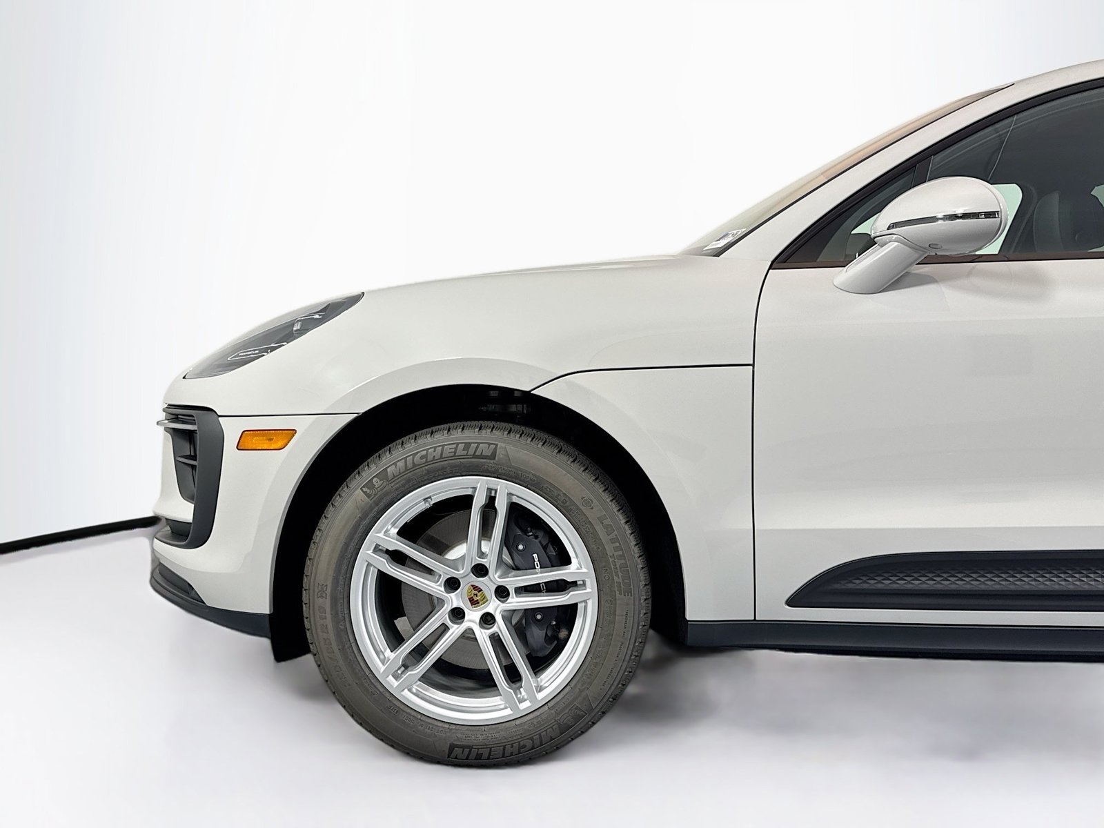 Used 2025 Chalk Porsche  image 29
