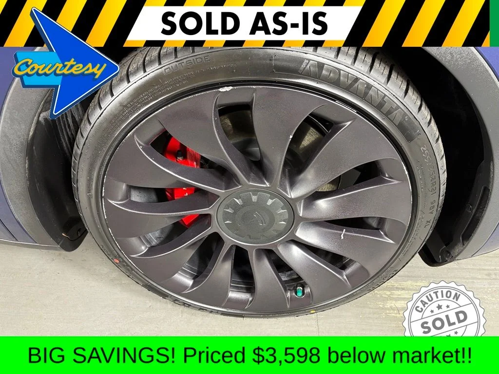Used 2021 Blue Tesla Performance image 10