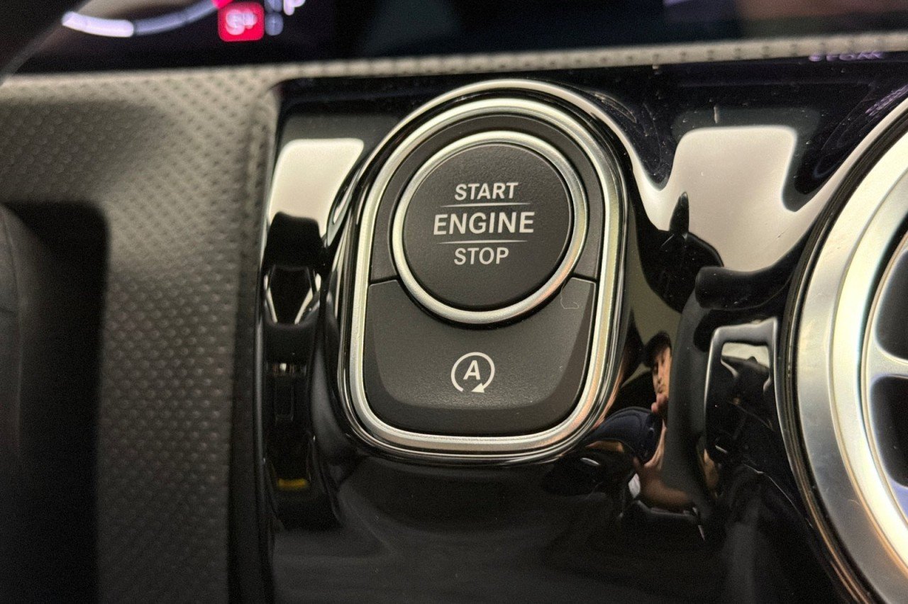 Certified Used 2025 MANUFAKTUR Mountain Grey Magno Mercedes-Benz AMG® CLA 45 image 21