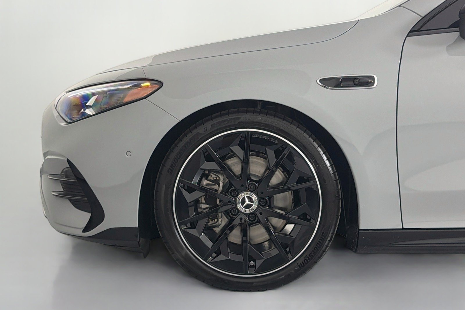 New 2027 MANUFAKTUR Alpine Grey Mercedes-Benz CLA 220 Hybrid image 9