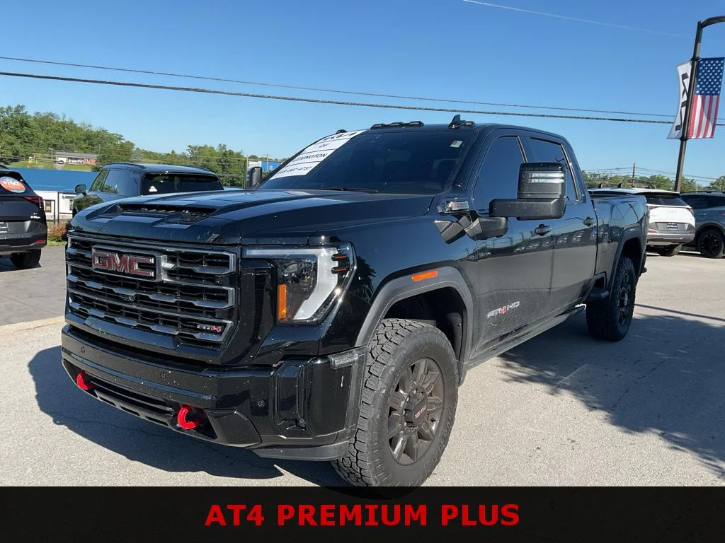 Used 2025 Onyx Black GMC AT4 image 4