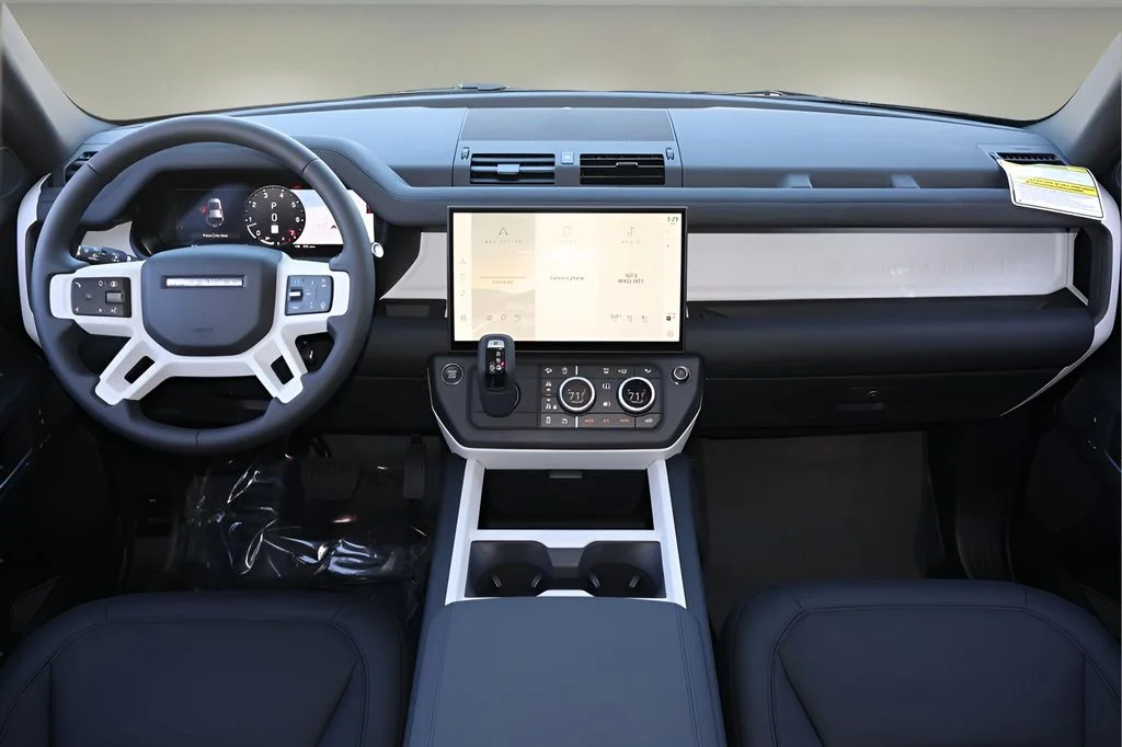 New 2026 Santorini Black Land Rover S image 11