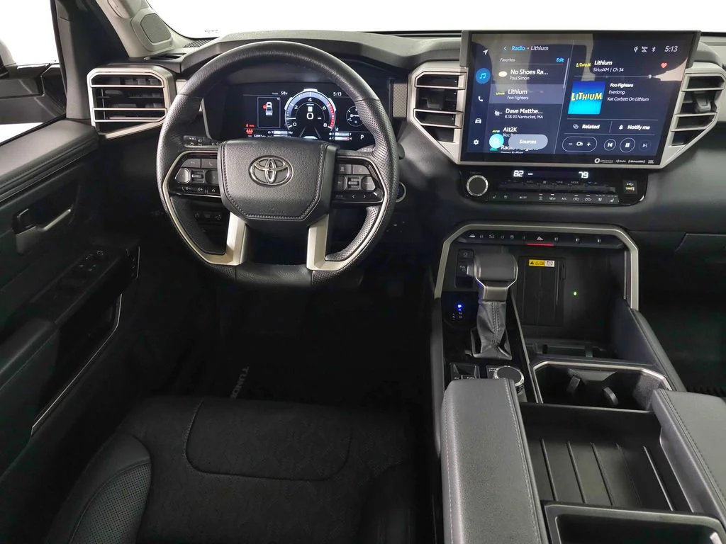 2024 Toyota Tundra Limited - Photo 14