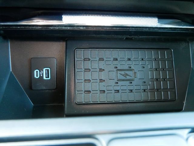 Used 2024 Blue Metallic Ford Lariat image 22