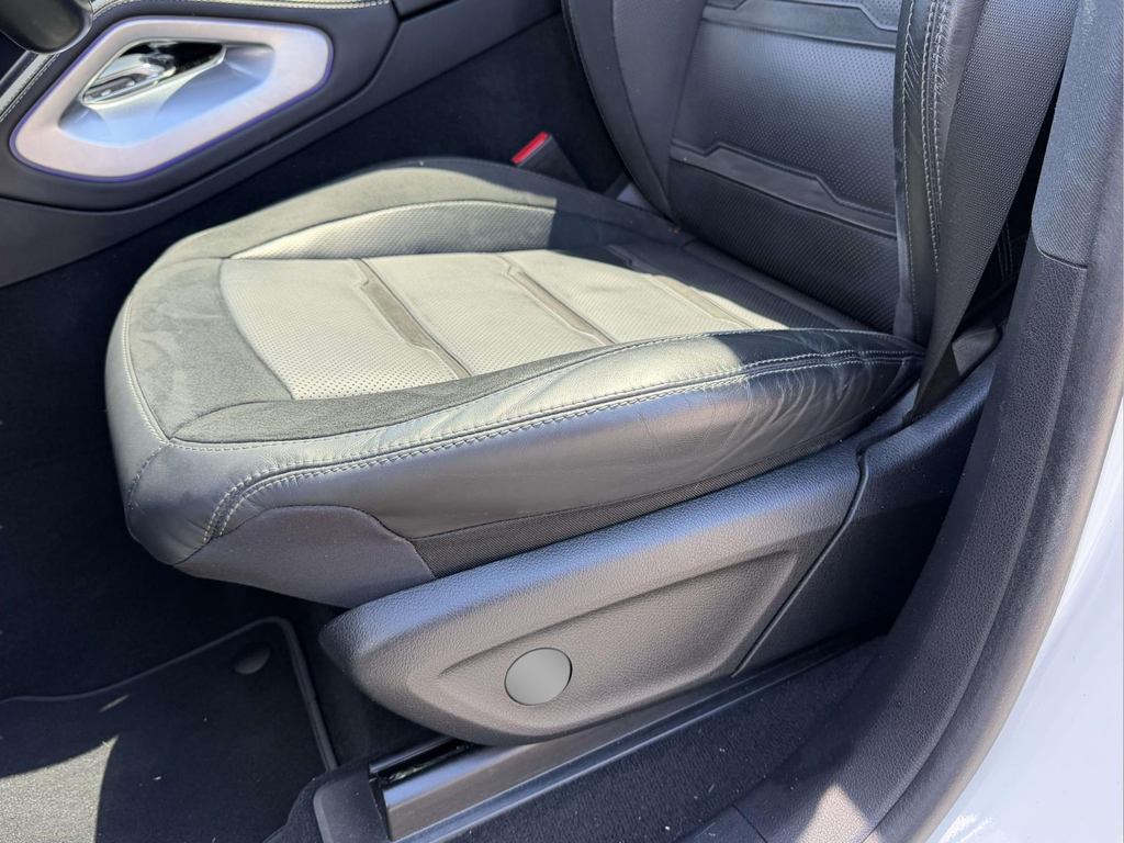 Used 2022 White Mercedes-Benz GLE 53 AMG® image 16